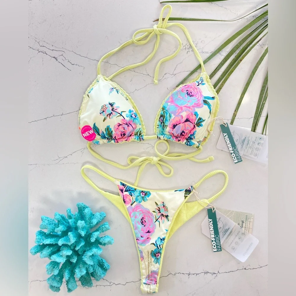 MAAJI, Set Top & Micro Mini Chi Chi Thong. Large top, small bottoms. - Picture 5 of 16